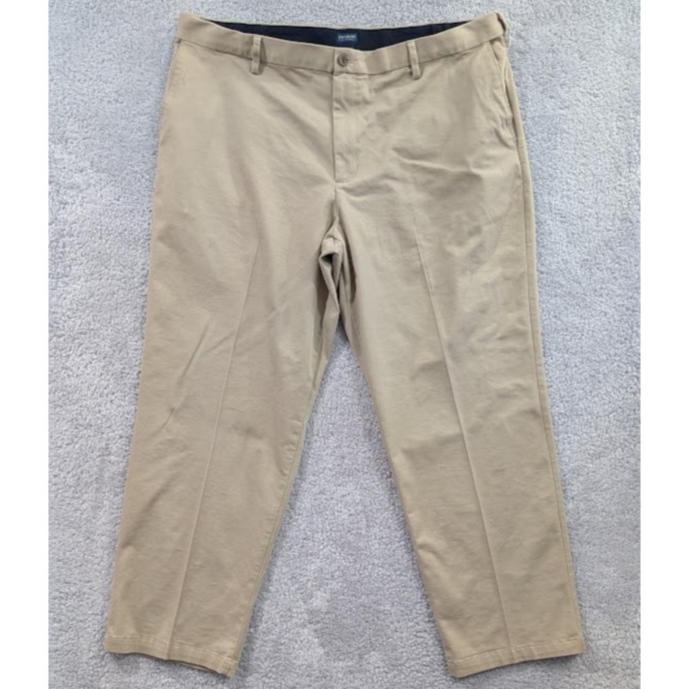 Dockers Chinos Men's 42x32 Khaki Tan Relaxed Fit Cotton Twill Flat Front Pants